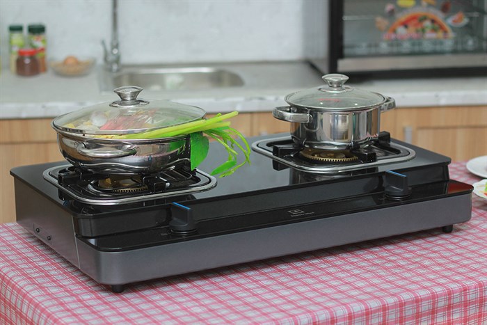 bep-gas-electrolux-etg728gkr-700x467-2