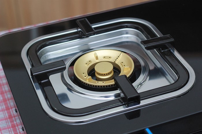 bep-gas-electrolux-etg728gkr-700x467-3